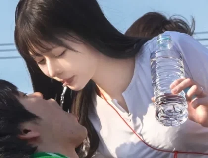 Nữ huấn luyện viên cải thiện khả năng cho vận động viên bằng tình dục